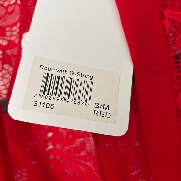 Red Lace Robe Set - Picture 4 of 4